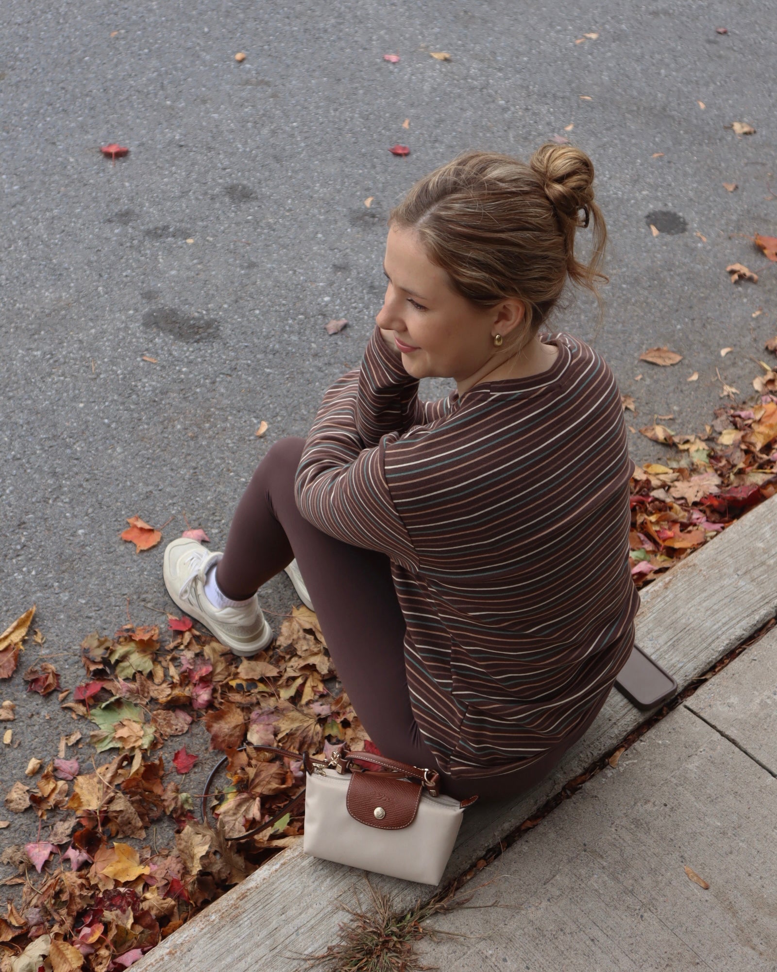 COTTONSTRETCH EASY PULLOVER (MOCHA MATCHA)