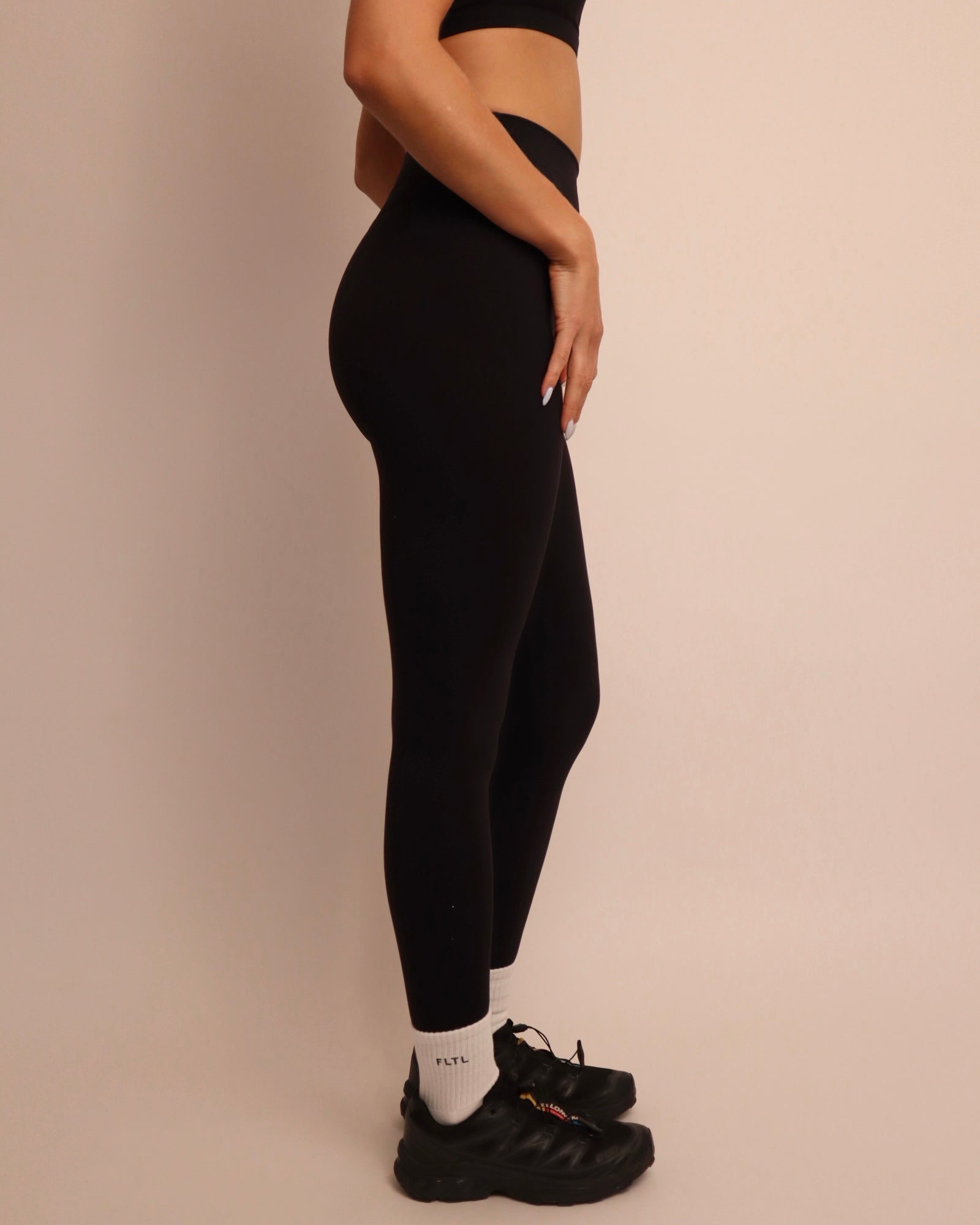 LUXEFORM™ LEGGING (NOIR)