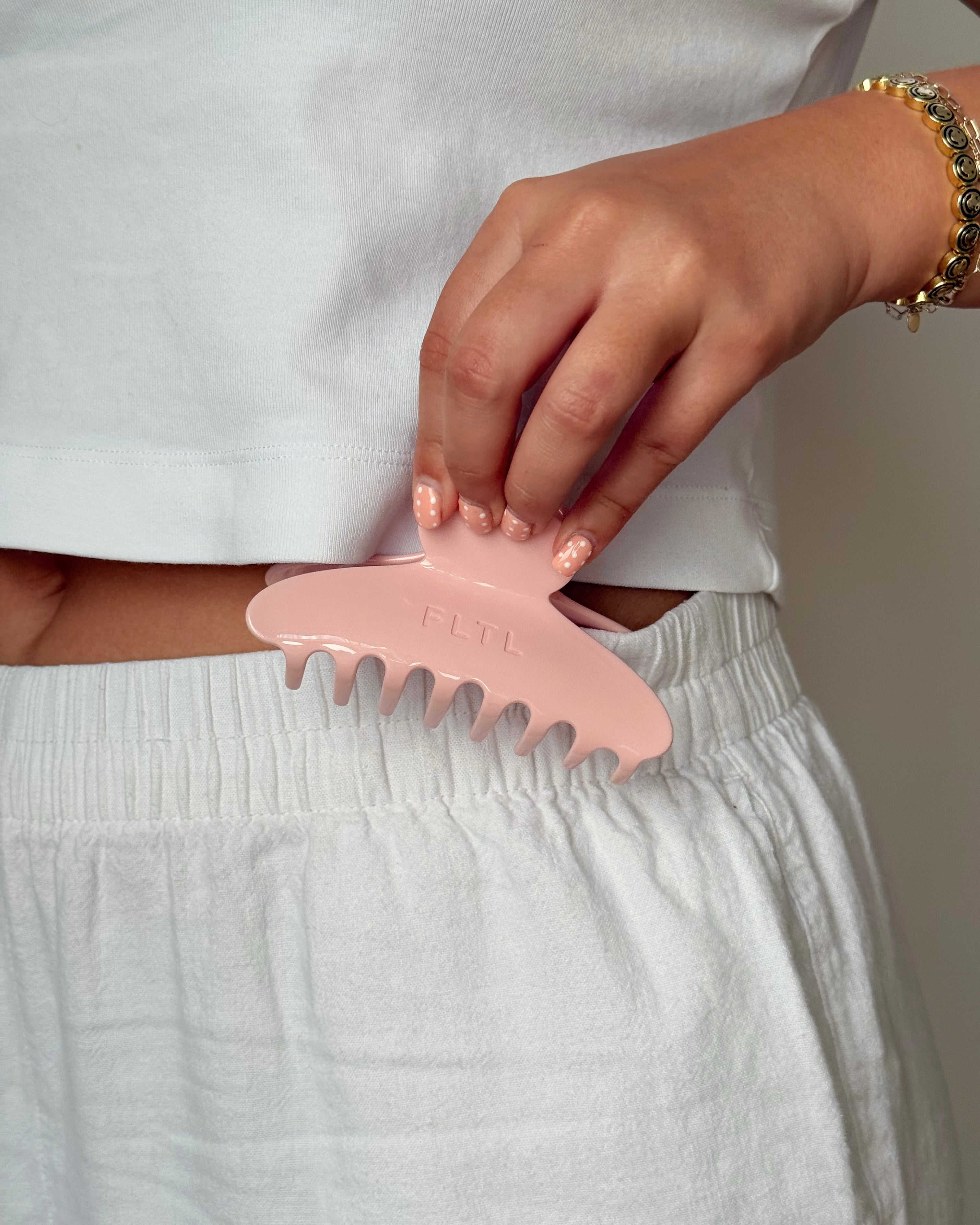 THE STUDIO CLIP (PILATES PINK)