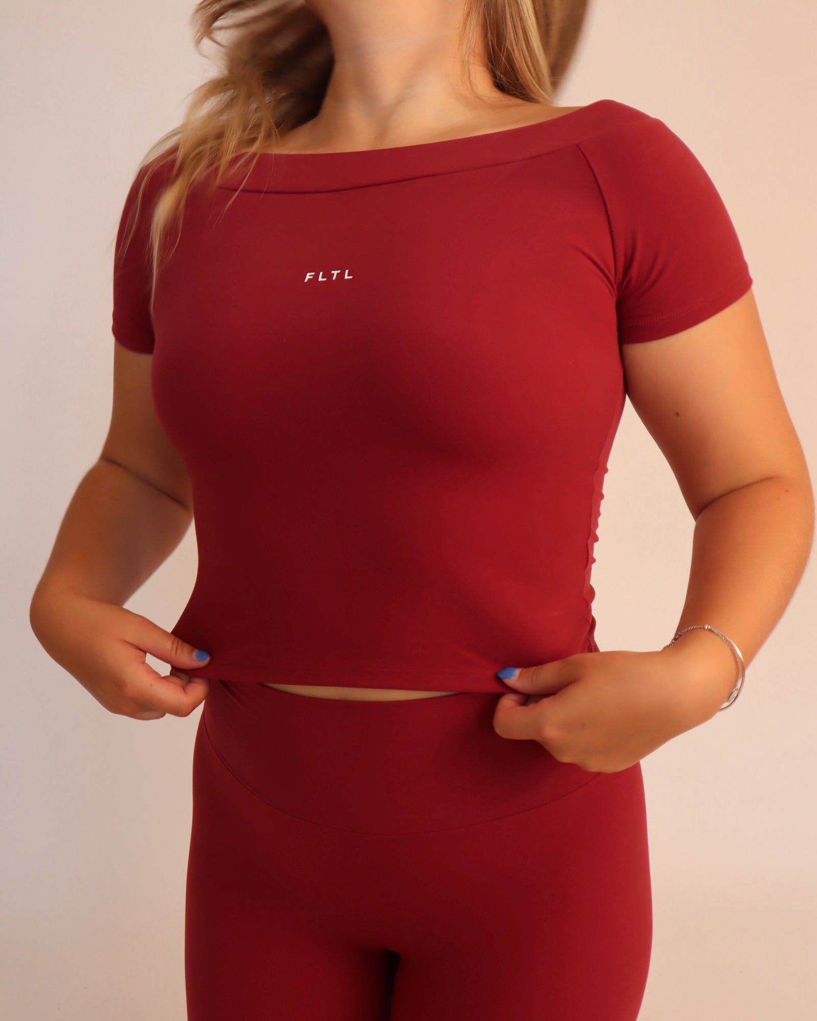 LUXEFORM™ BOAT TEE (CHERRY)