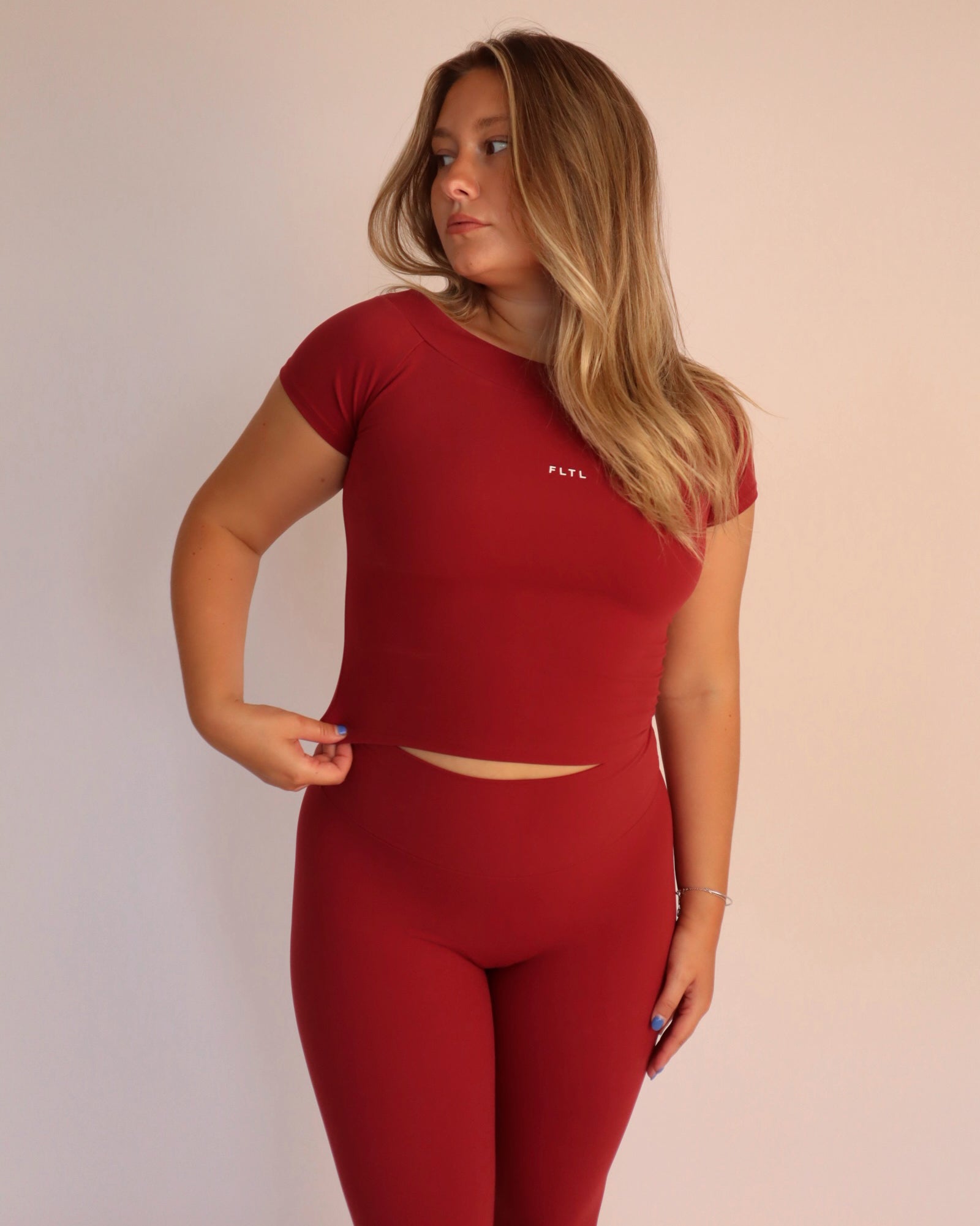 LUXEFORM™ BOAT TEE (CHERRY)